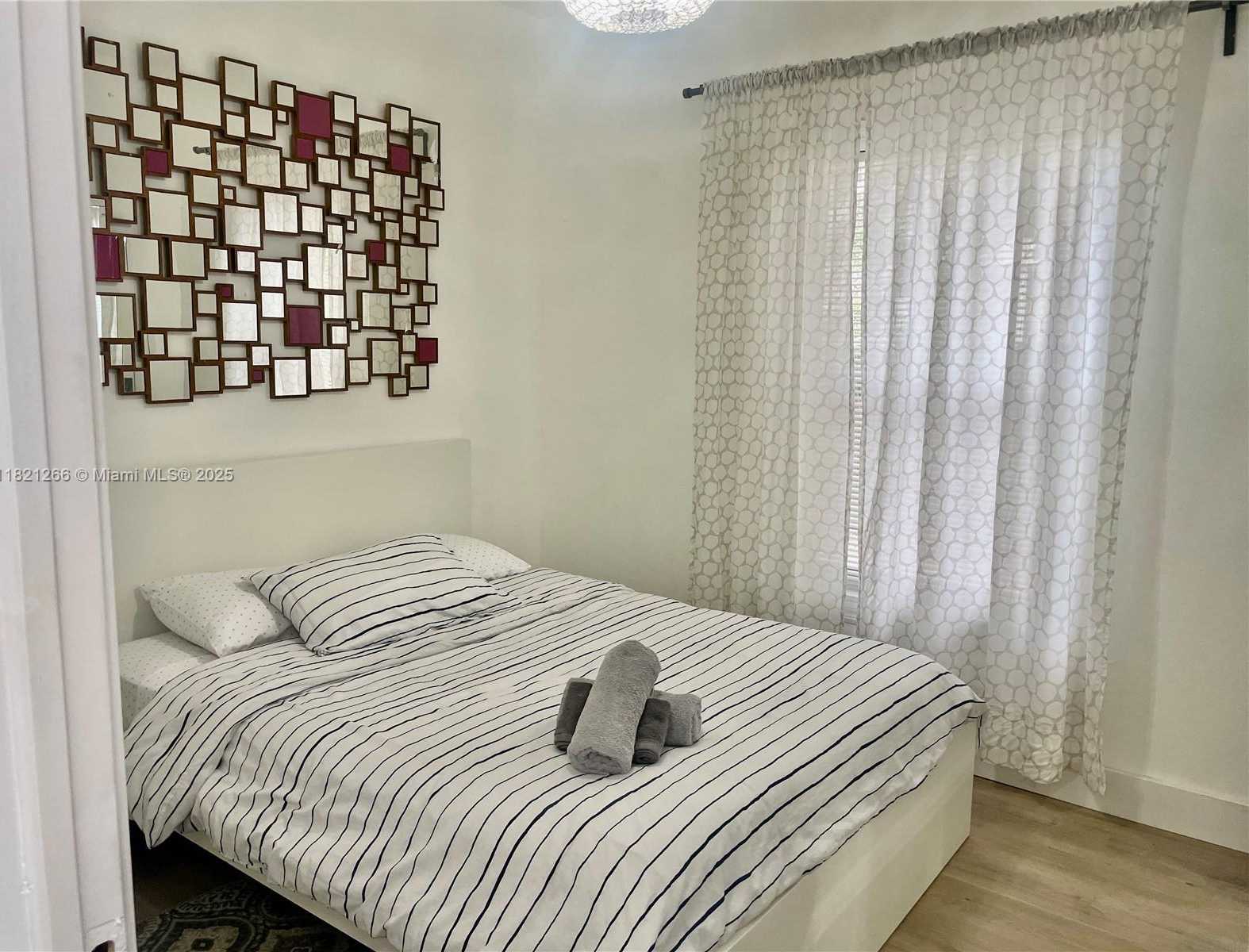 Small Image of 5504 NORTH WEST 3RD AVE #F, Miami Number 8