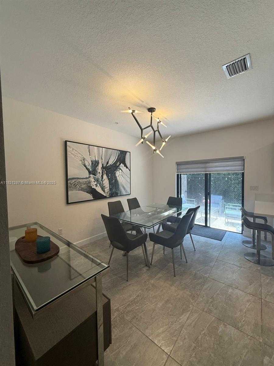 Small Image of 152 SOUTH WEST 185TH WAY, Pembroke Pines Number 7