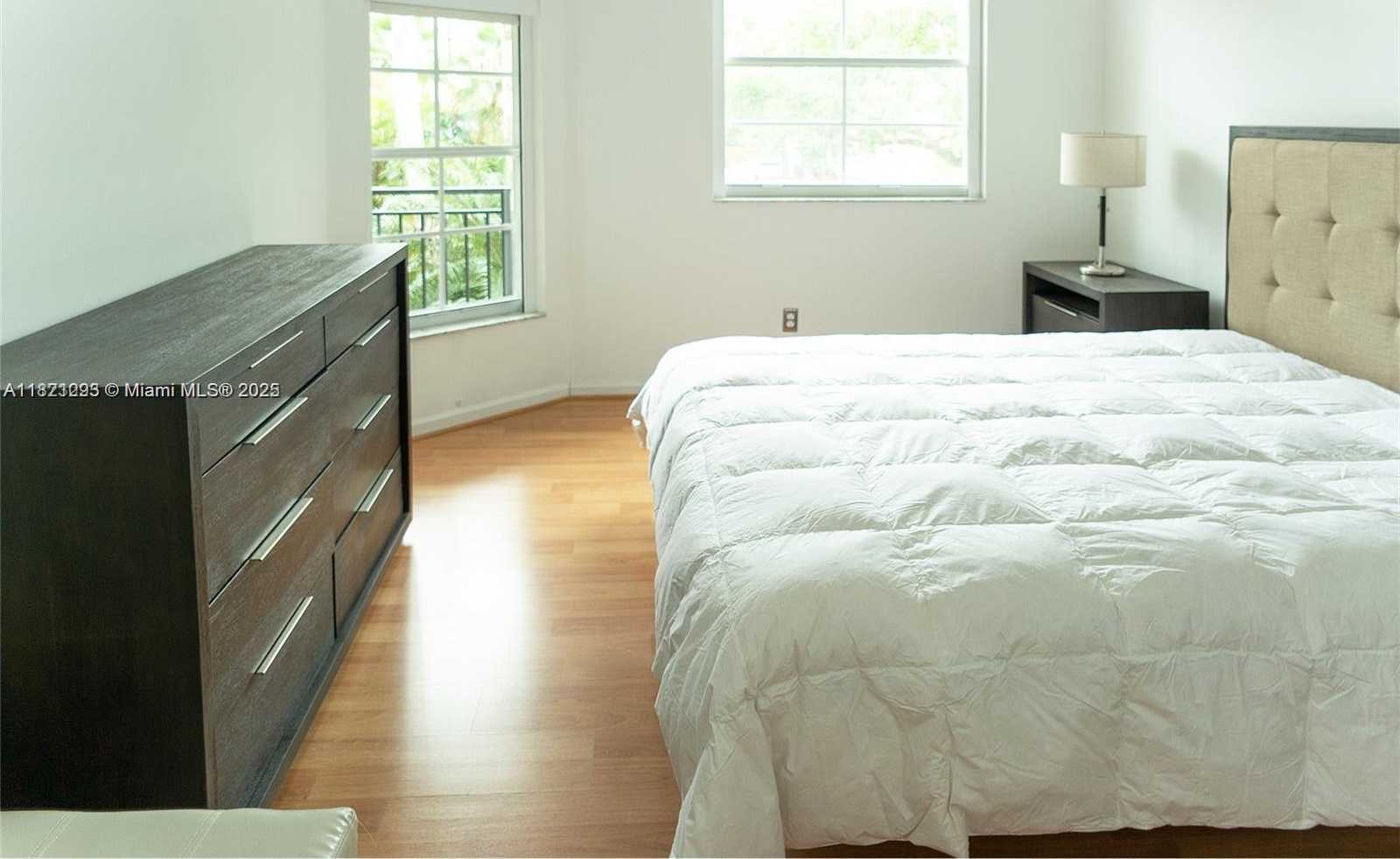 Small Image of 3215 NORTH EAST 184TH ST #14201, Aventura Number 19