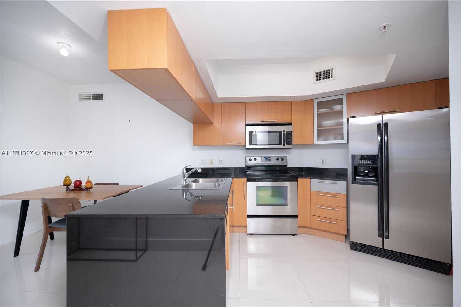Small Image of 1750 NORTH BAYSHORE DR #2615, Miami Number 10