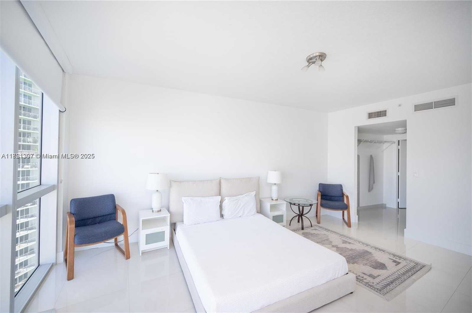 Small Image of 1750 NORTH BAYSHORE DR #2615, Miami Number 17