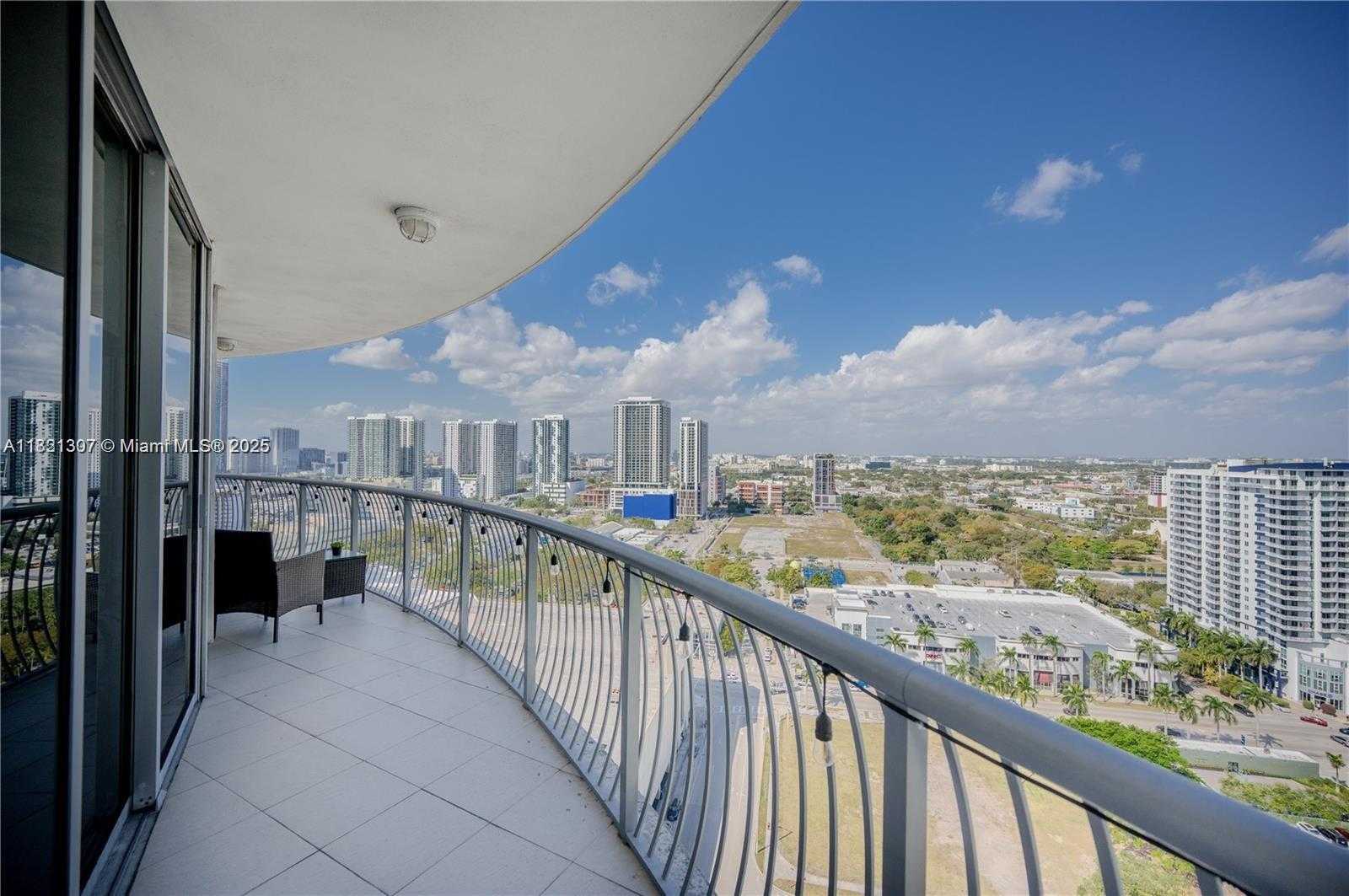Small Image of 1750 NORTH BAYSHORE DR #2615, Miami Number 23