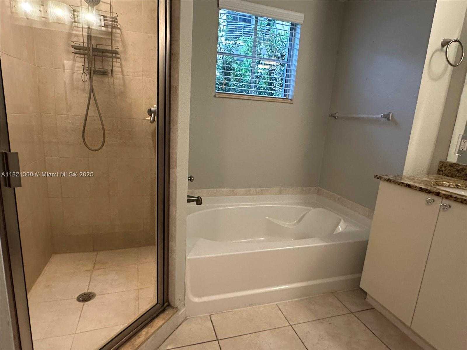 Small Image of 1830 RADIUS DR #215, Hollywood Number 11