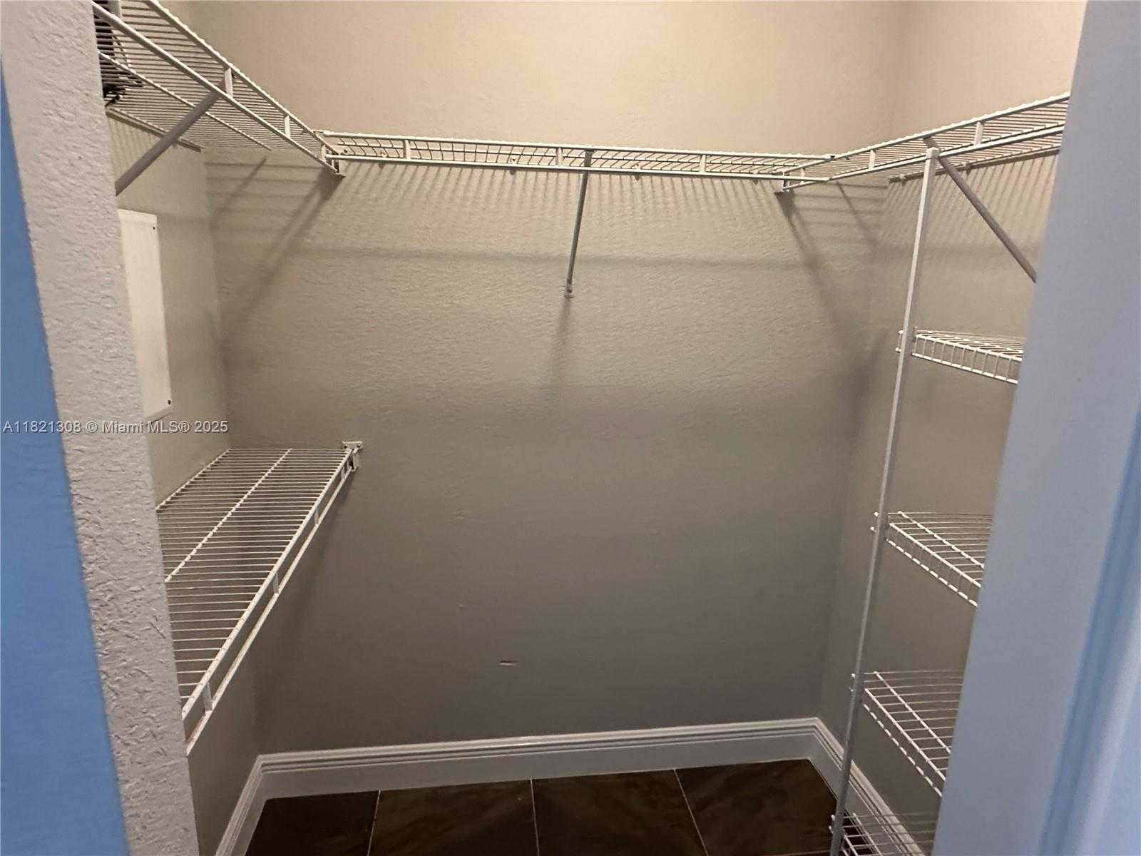 Small Image of 1830 RADIUS DR #215, Hollywood Number 18