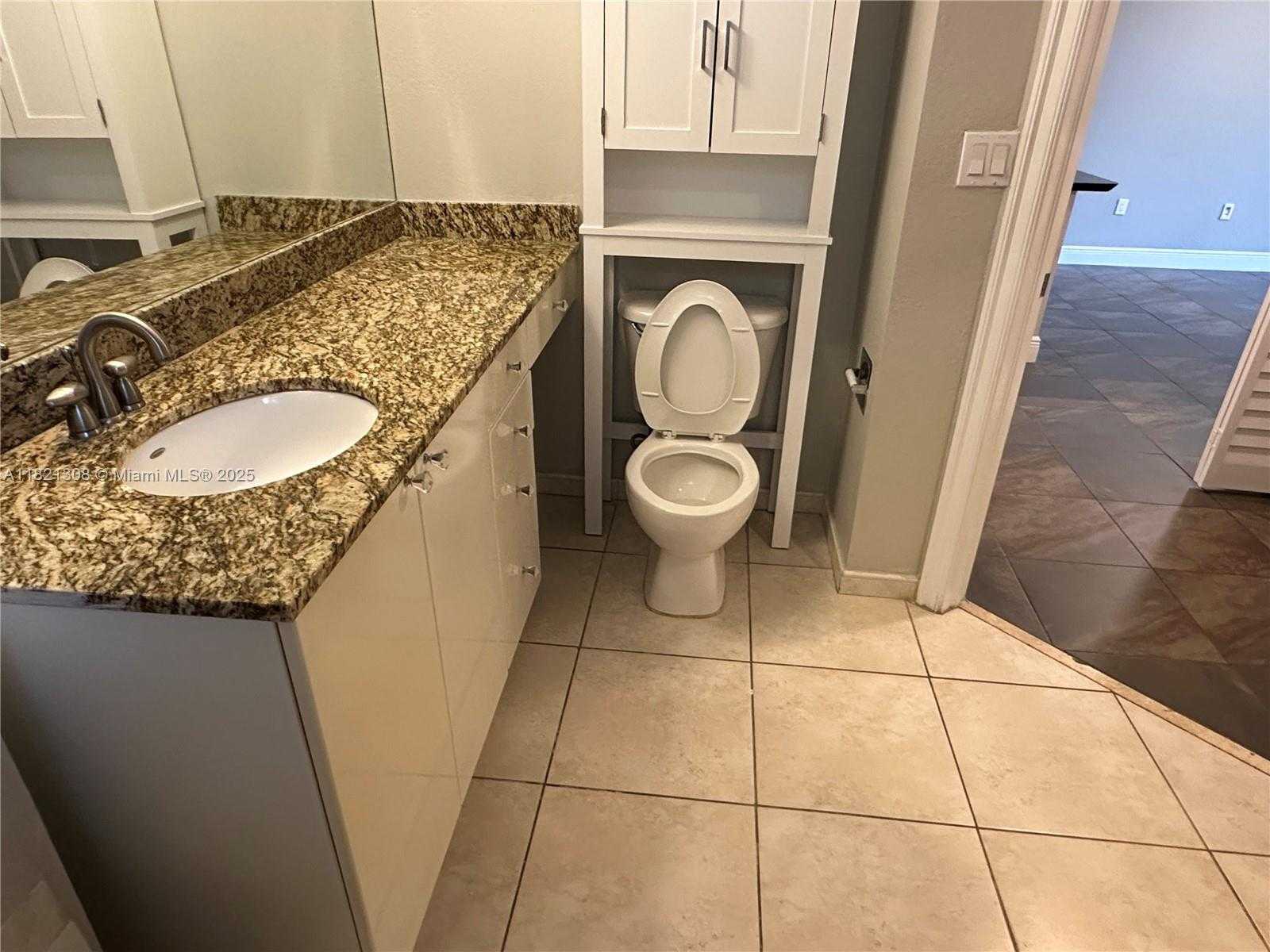 Small Image of 1830 RADIUS DR #215, Hollywood Number 21