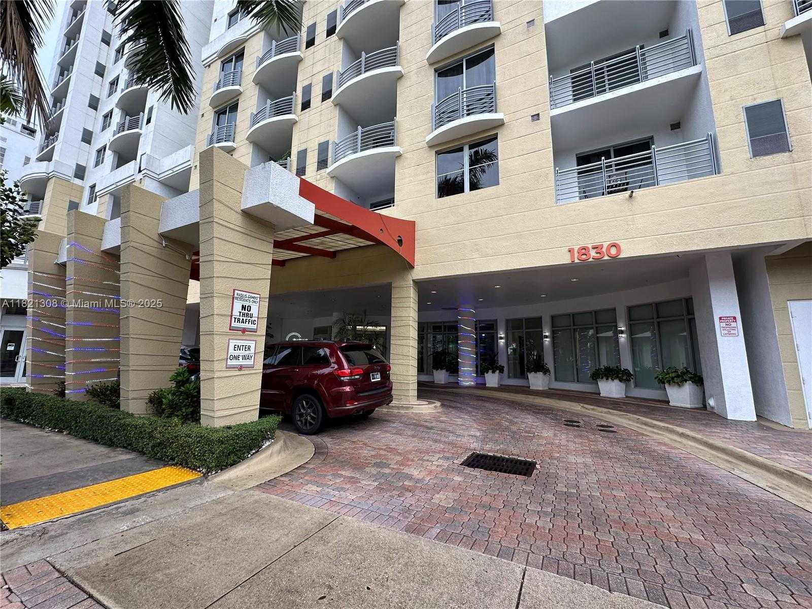 Small Image of 1830 RADIUS DR #215, Hollywood Number 30