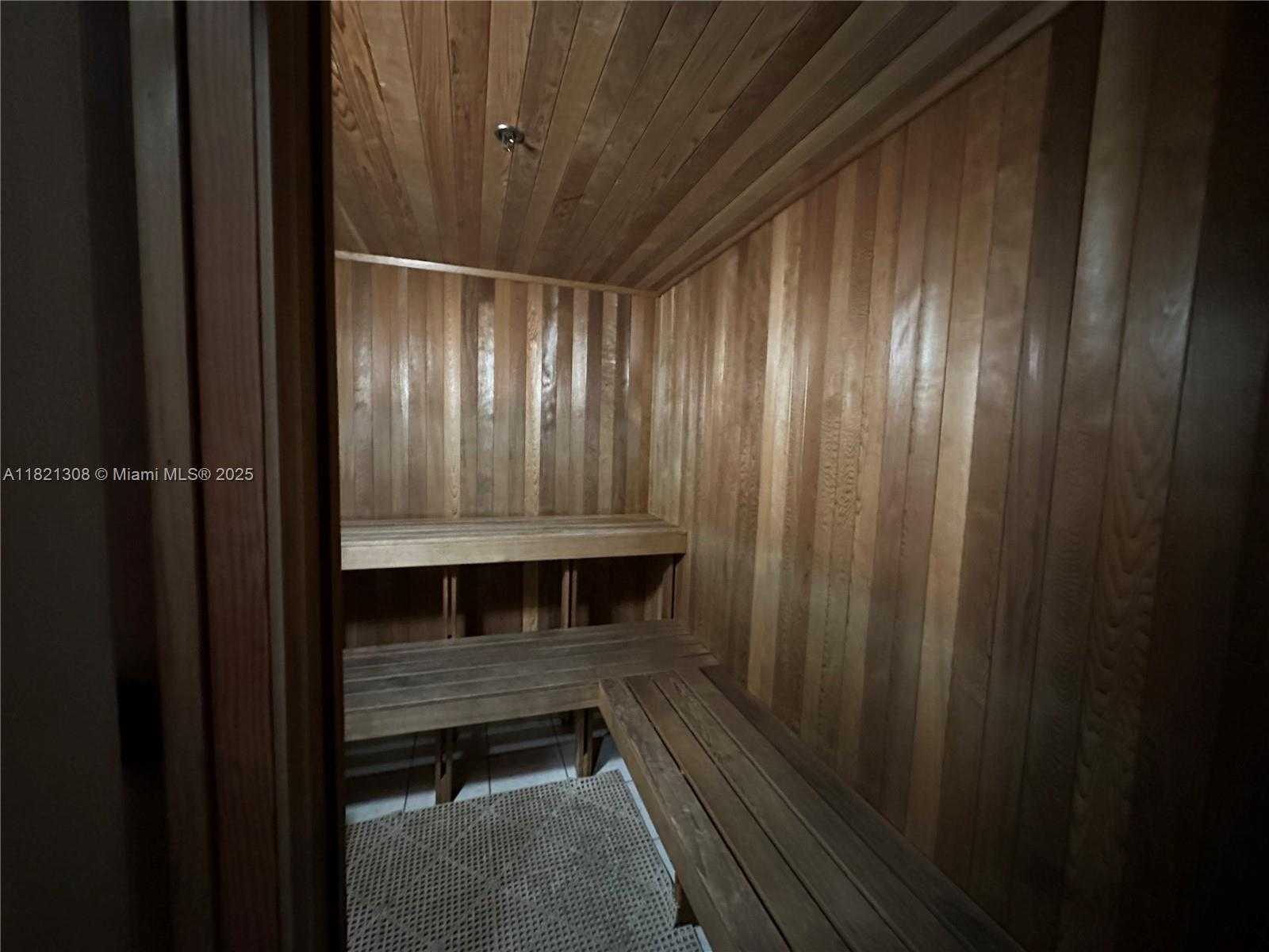 Small Image of 1830 RADIUS DR #215, Hollywood Number 39