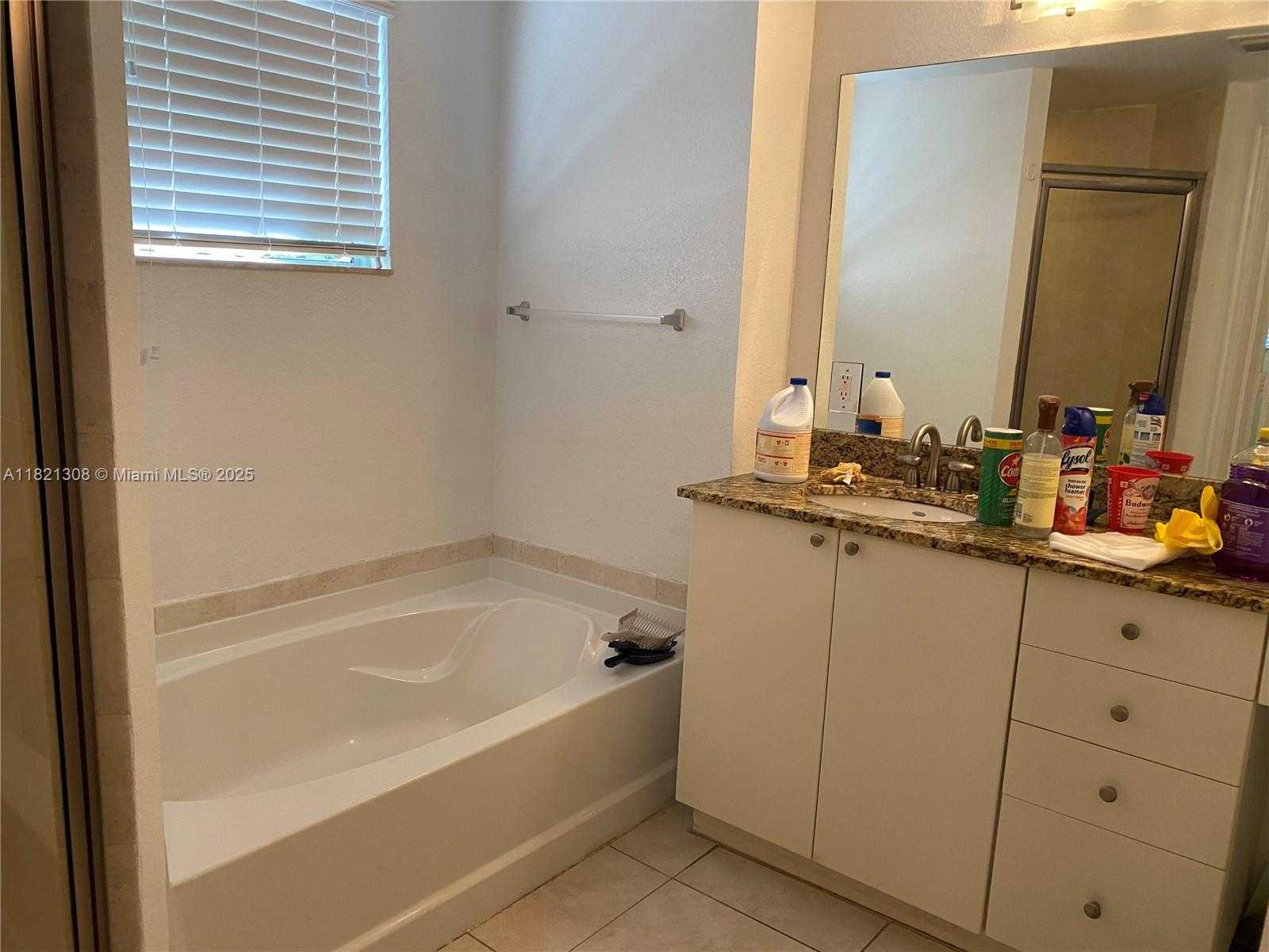 Small Image of 1830 RADIUS DR #215, Hollywood Number 5