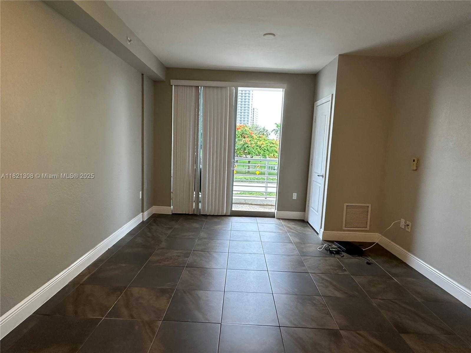 Small Image of 1830 RADIUS DR #215, Hollywood Number 8