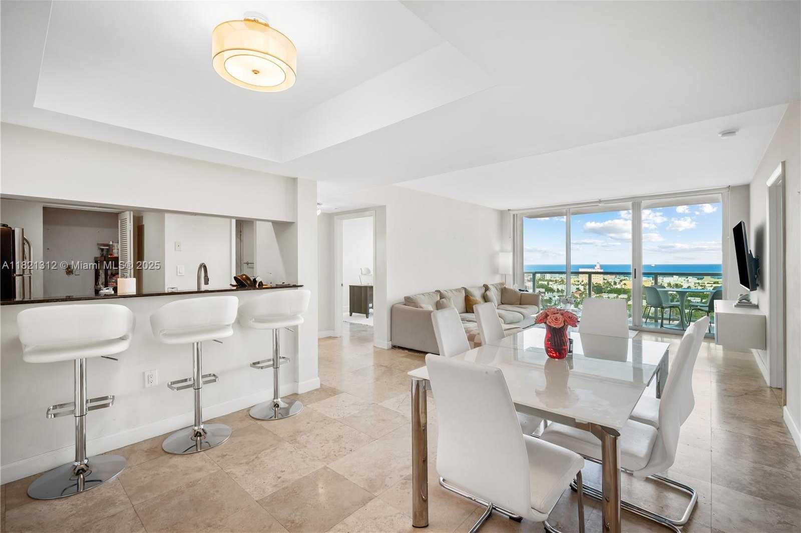 Small Image of 650 WEST AVE #2104, Miami Beach Number 15
