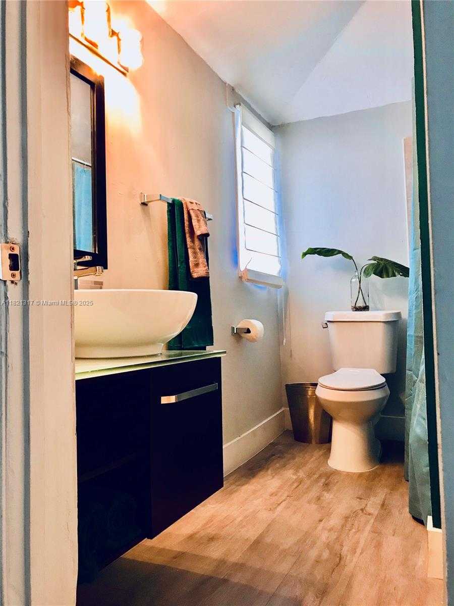 Small Image of 5145 NORTH WEST 5TH AVE #F, Miami Number 4