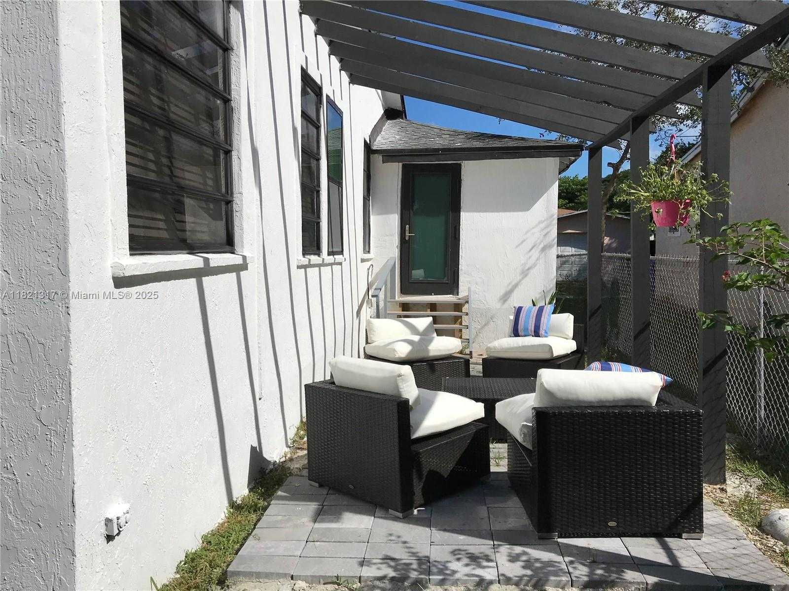 Small Image of 5145 NORTH WEST 5TH AVE #F, Miami Number 9