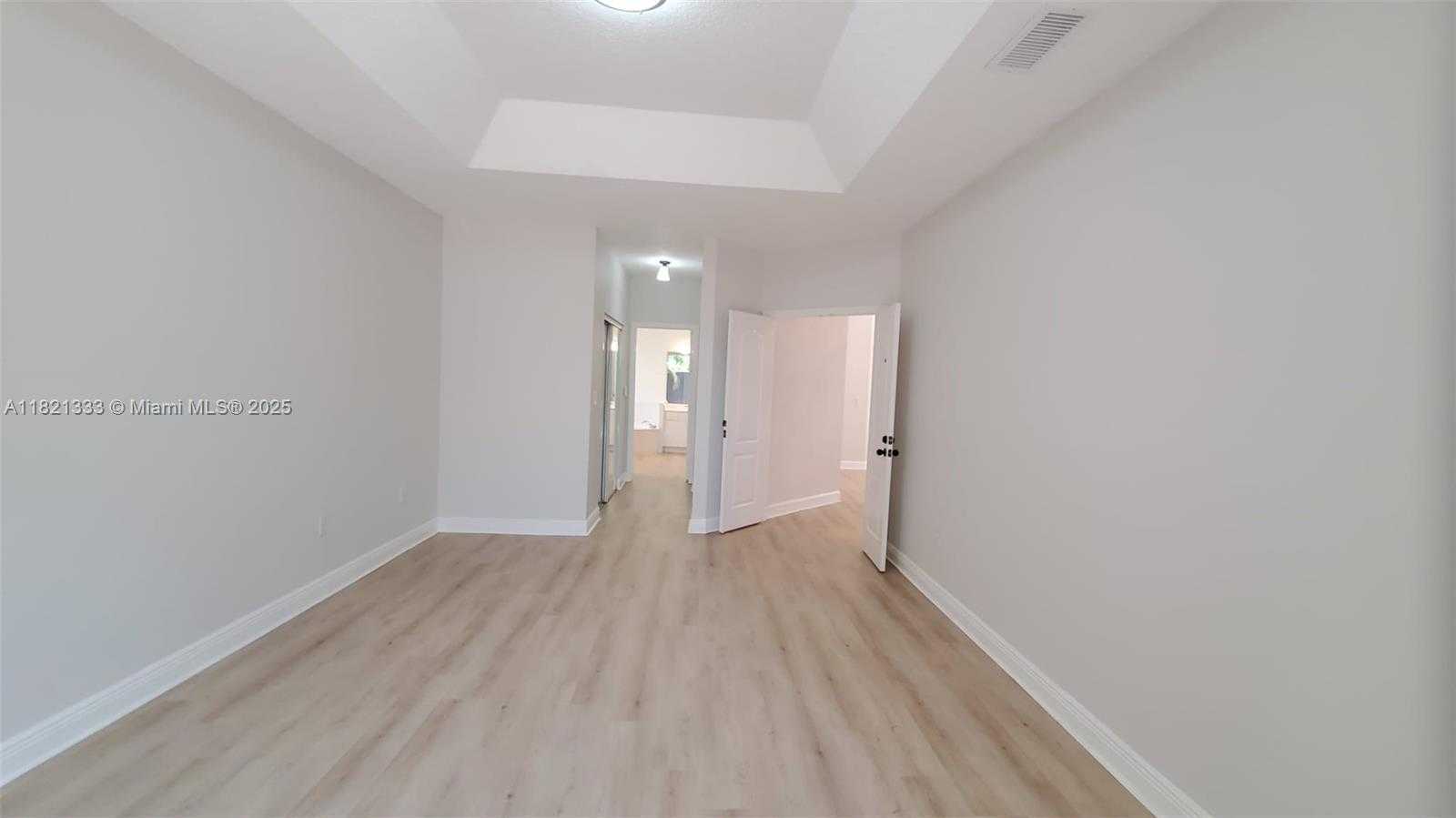 Small Image of 9794 NORTH WEST 29TH TER, Doral Number 32
