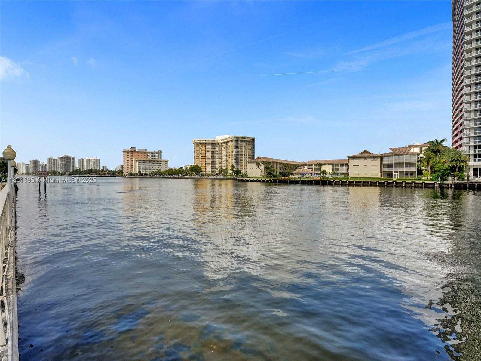 Small Image of 1825 SOUTH OCEAN DR #210, Hallandale Beach Number 31