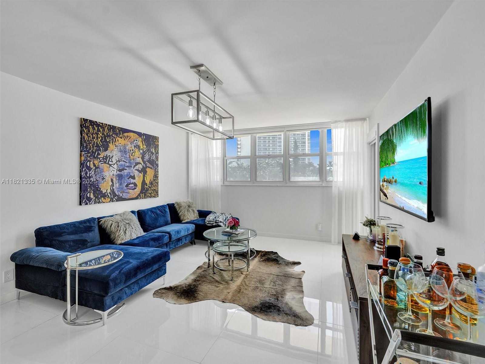 Small Image of 1825 SOUTH OCEAN DR #210, Hallandale Beach Number 5