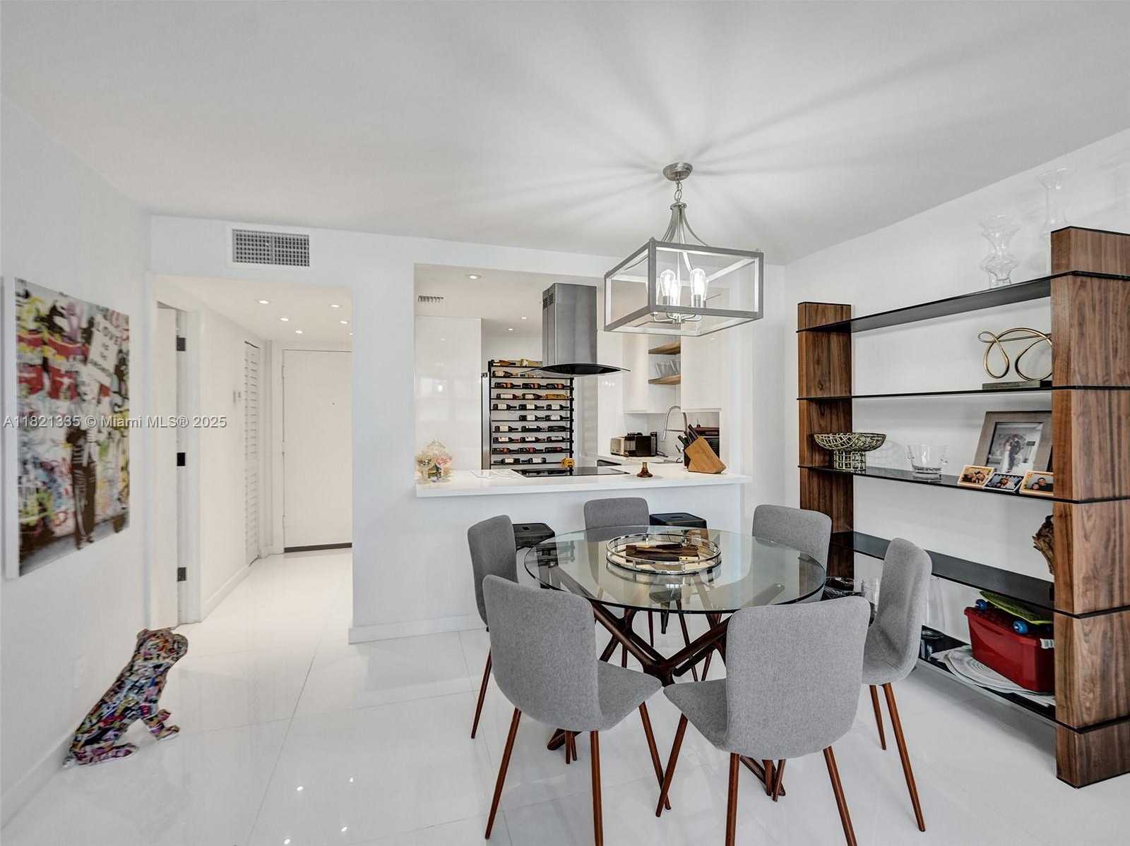 Small Image of 1825 SOUTH OCEAN DR #210, Hallandale Beach Number 9