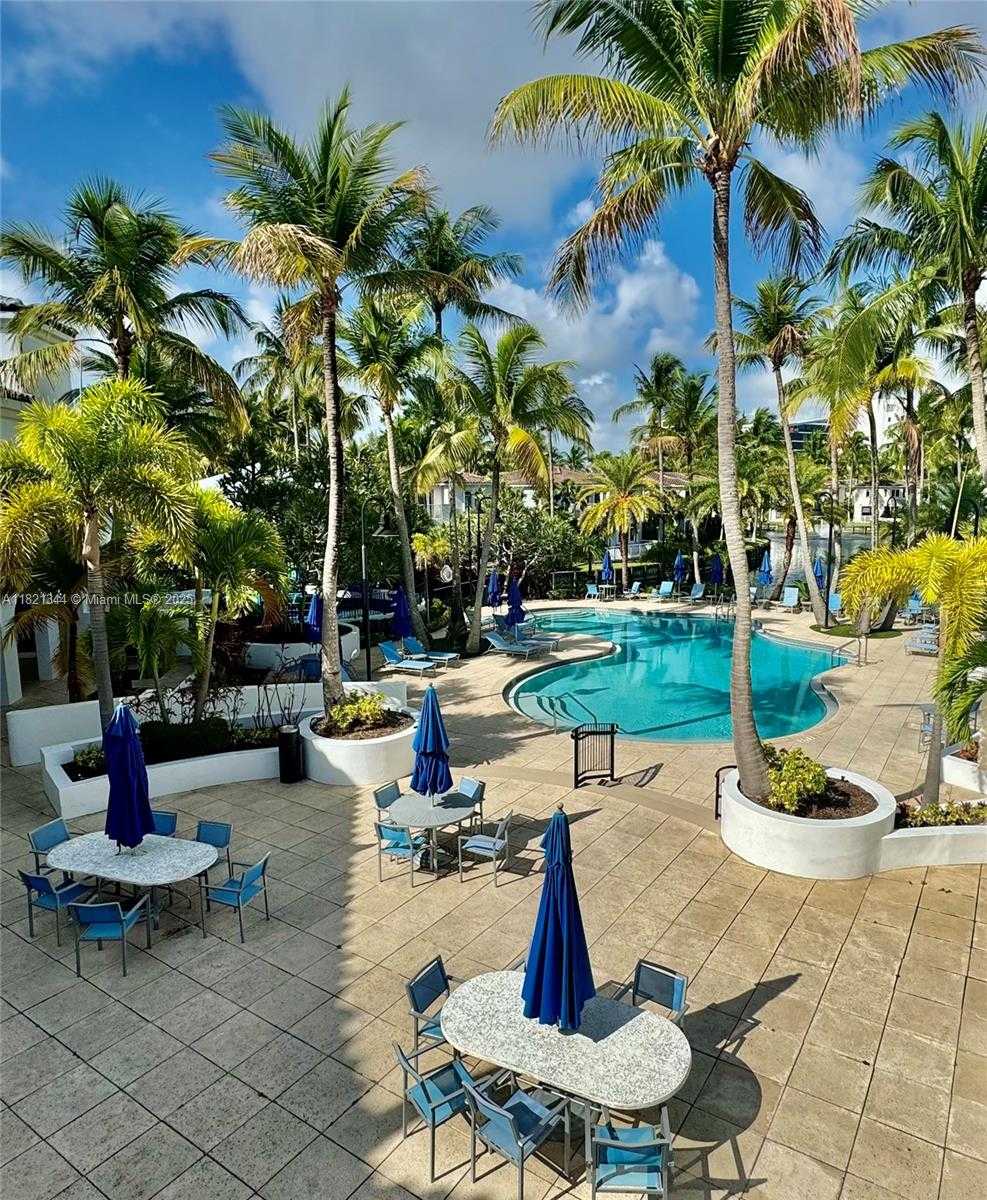 Small Image of 3016 NORTH EAST 210TH ST, Aventura Number 16
