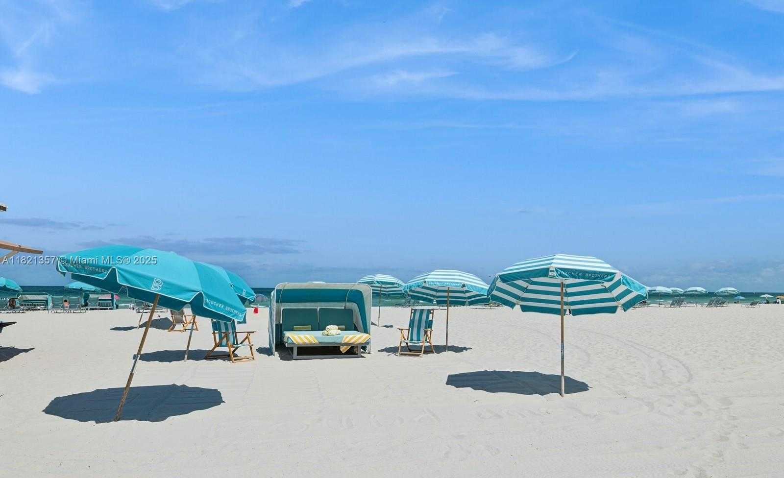 Small Image of 2899 COLLINS AVE #1025, Miami Beach Number 22