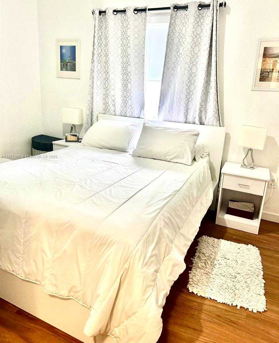 Small Image of 5610 NORTH WEST 114TH PL #202, Doral Number 18