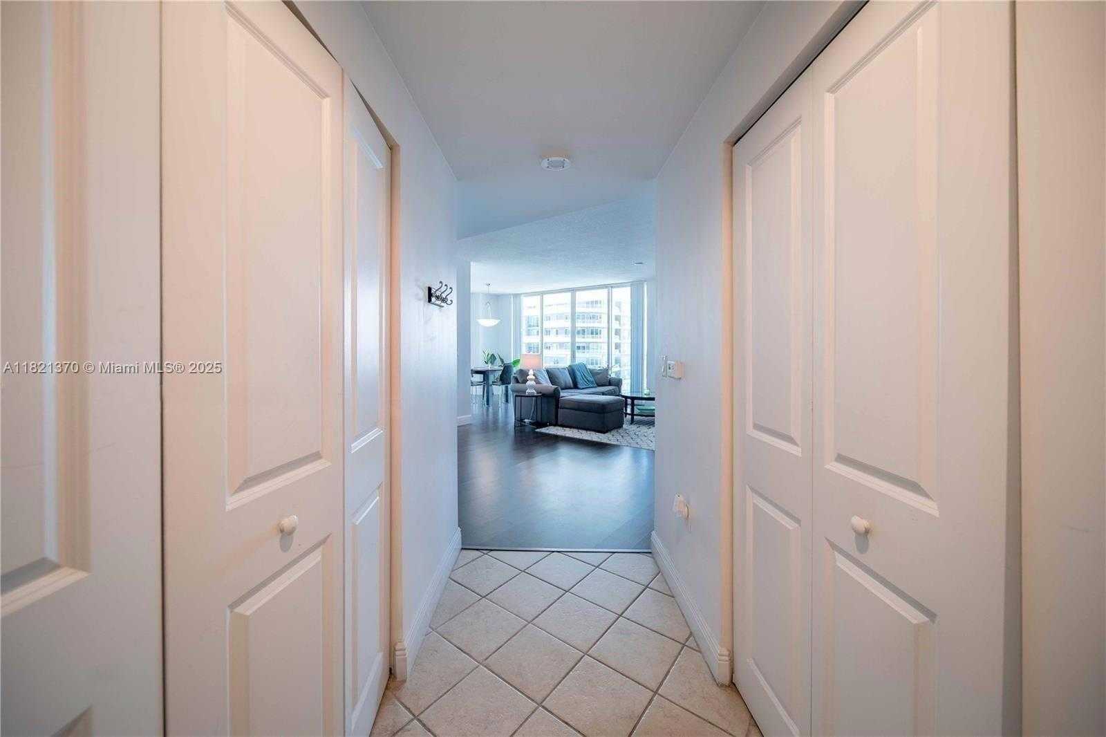 Small Image of 1250 SOUTH MIAMI AVE #2201, Miami Number 12