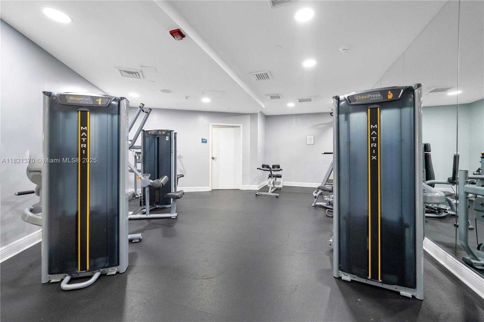 Small Image of 1250 SOUTH MIAMI AVE #2201, Miami Number 23