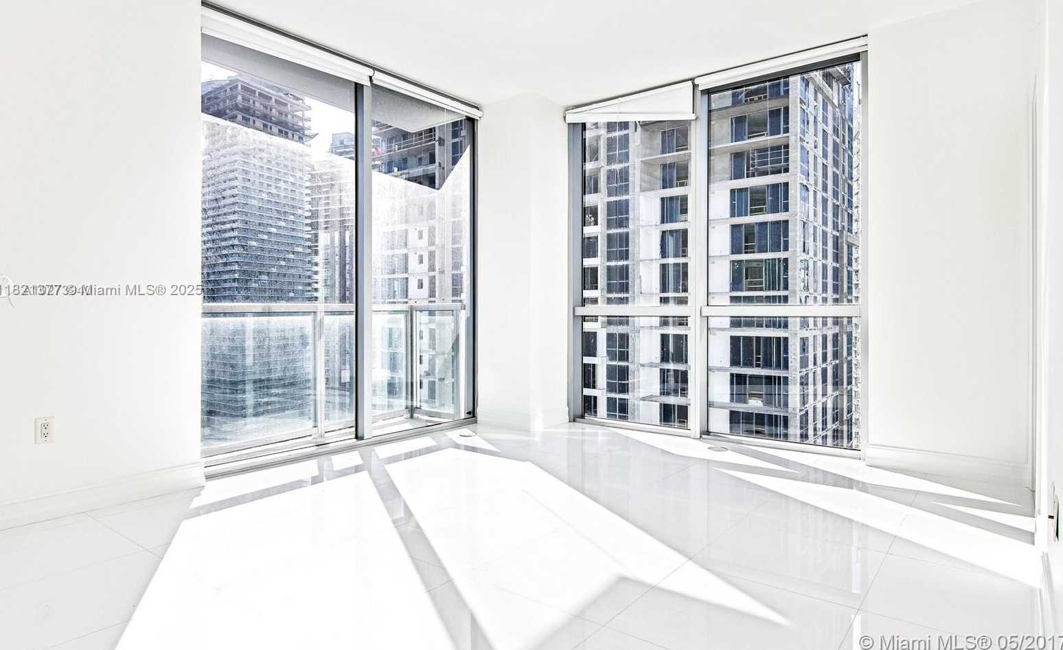 Small Image of 1060 BRICKELL AVE #2911, Miami Number 11