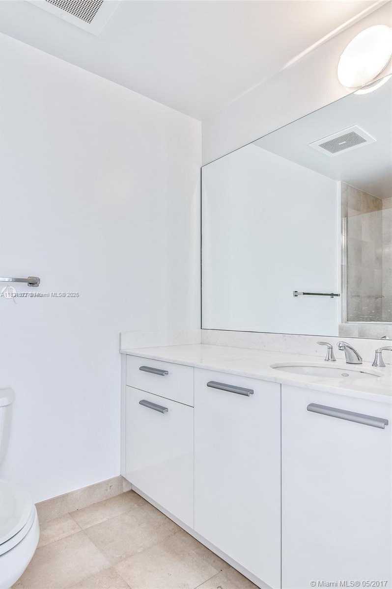 Small Image of 1060 BRICKELL AVE #2911, Miami Number 21