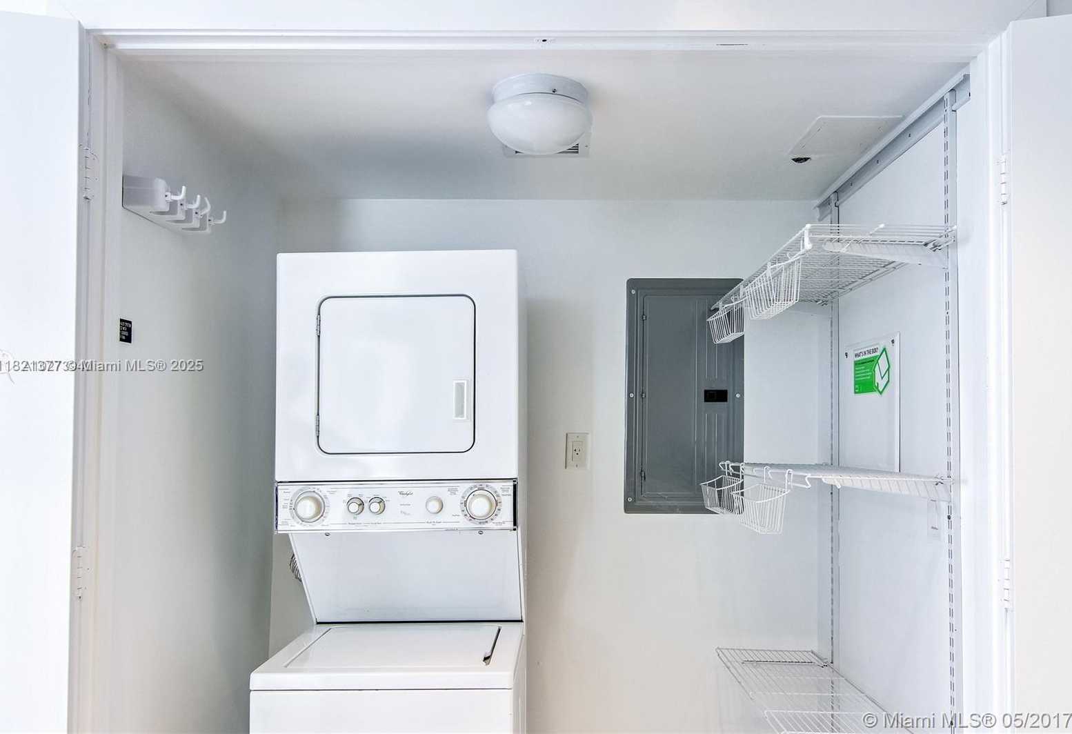 Small Image of 1060 BRICKELL AVE #2911, Miami Number 9