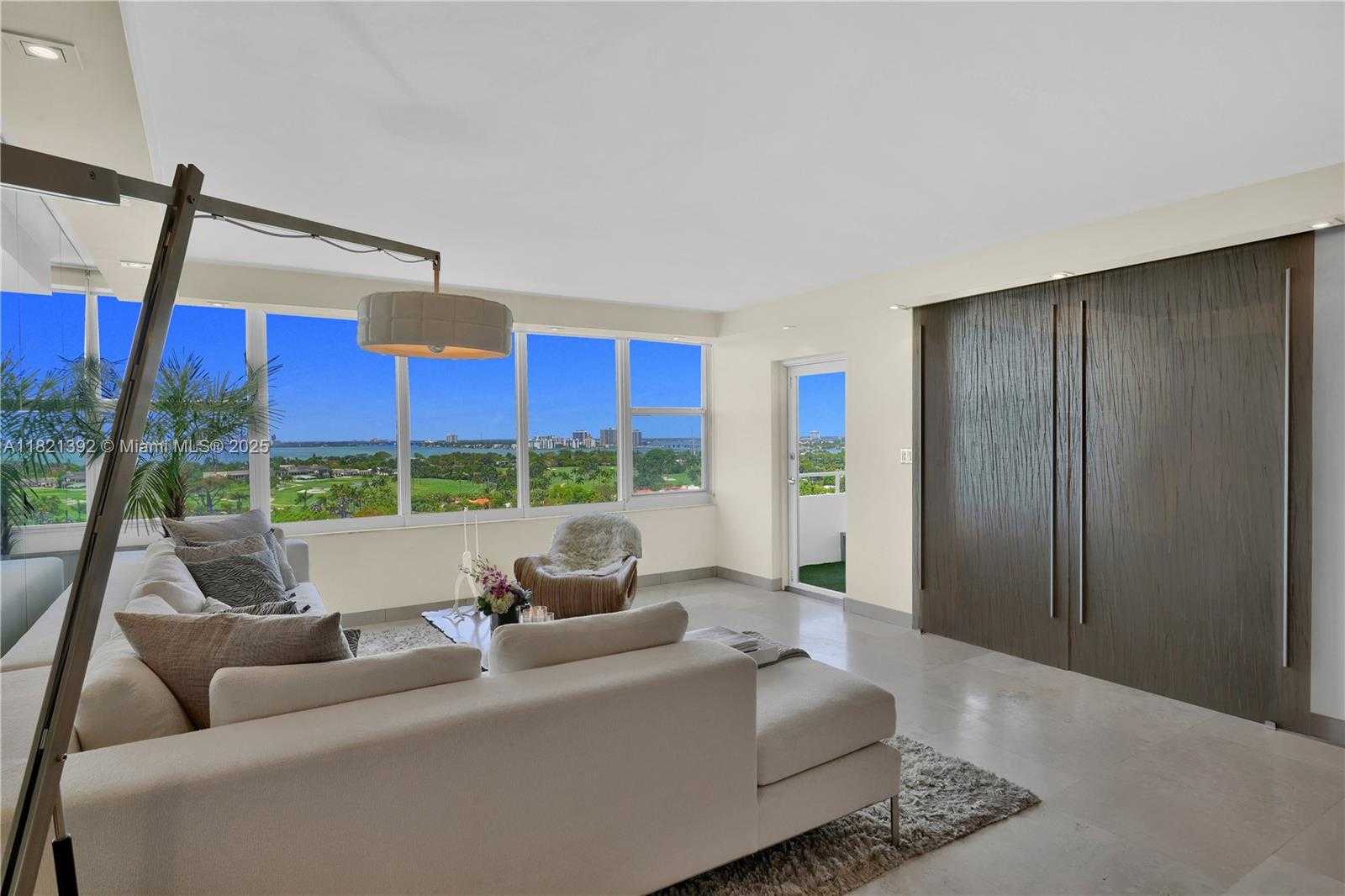 Small Image of 5600 COLLINS AVE #16S, Miami Beach Number 14