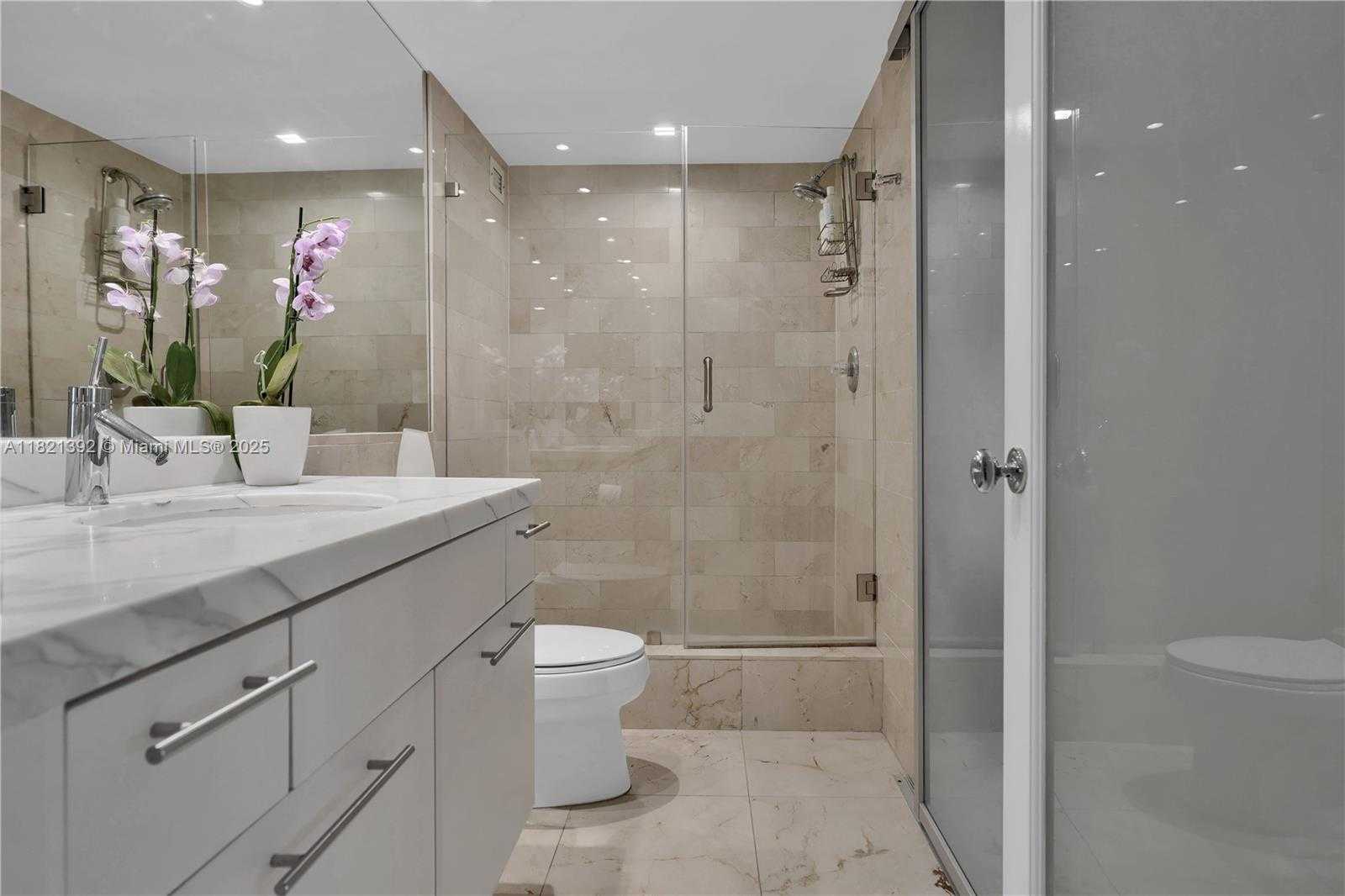 Small Image of 5600 COLLINS AVE #16S, Miami Beach Number 37