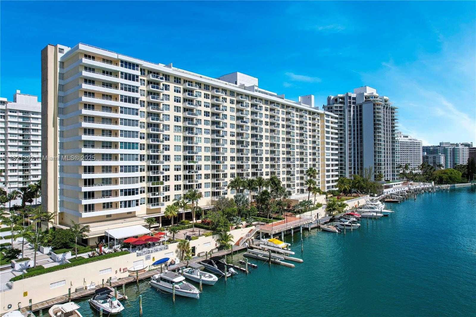 Small Image of 5600 COLLINS AVE #16S, Miami Beach Number 5