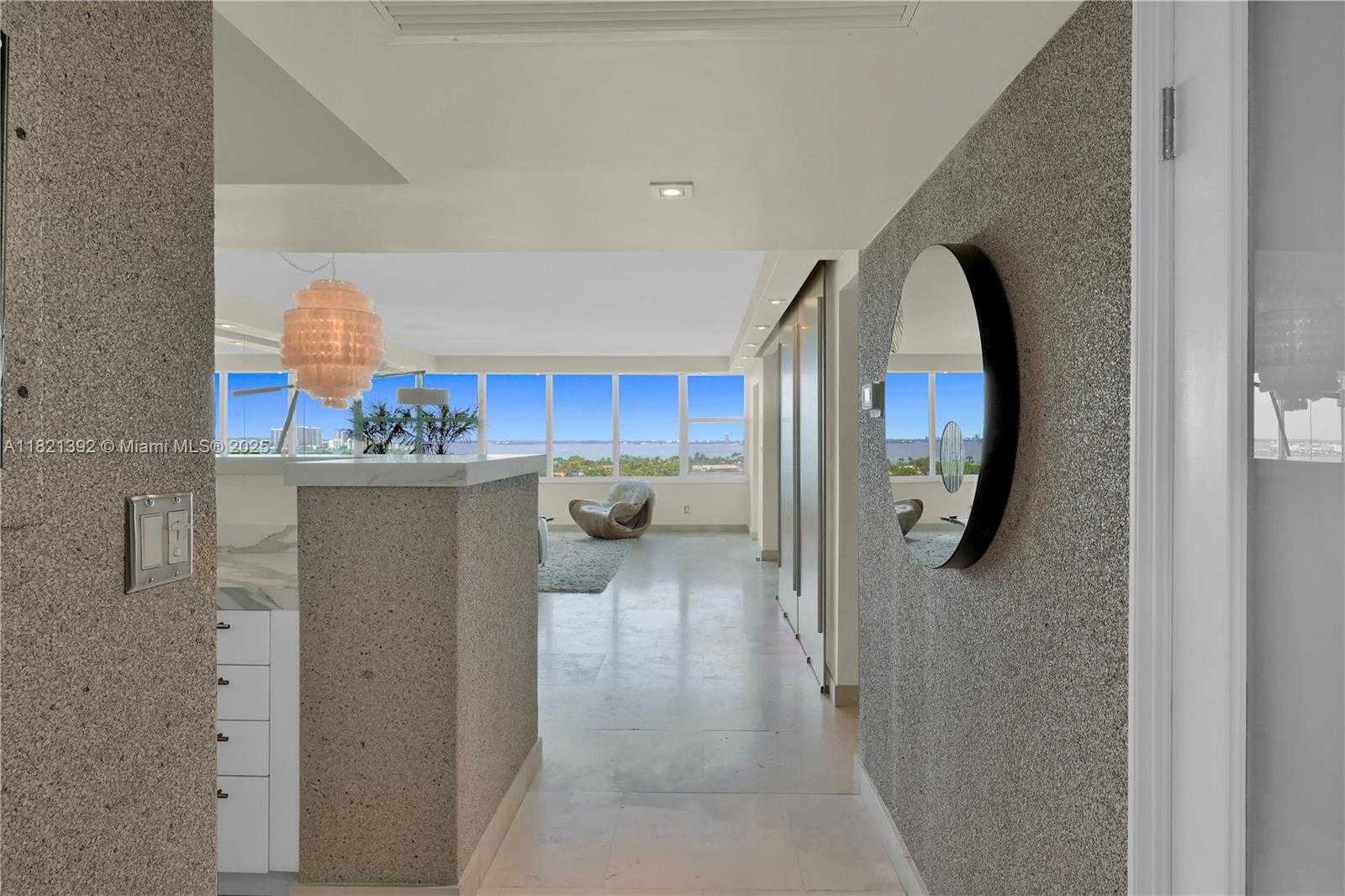 Small Image of 5600 COLLINS AVE #16S, Miami Beach Number 7