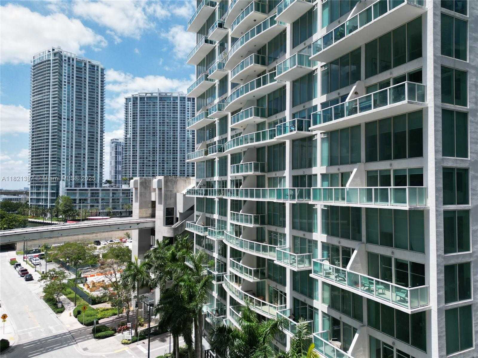 Small Image of 41 SOUTH EAST 5TH ST #406, Miami Number 11