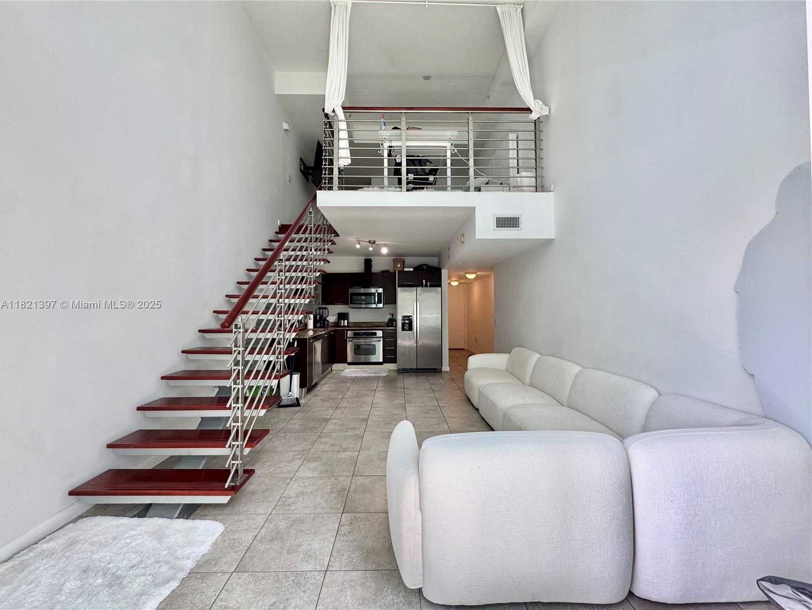 Small Image of 41 SOUTH EAST 5TH ST #406, Miami Number 2