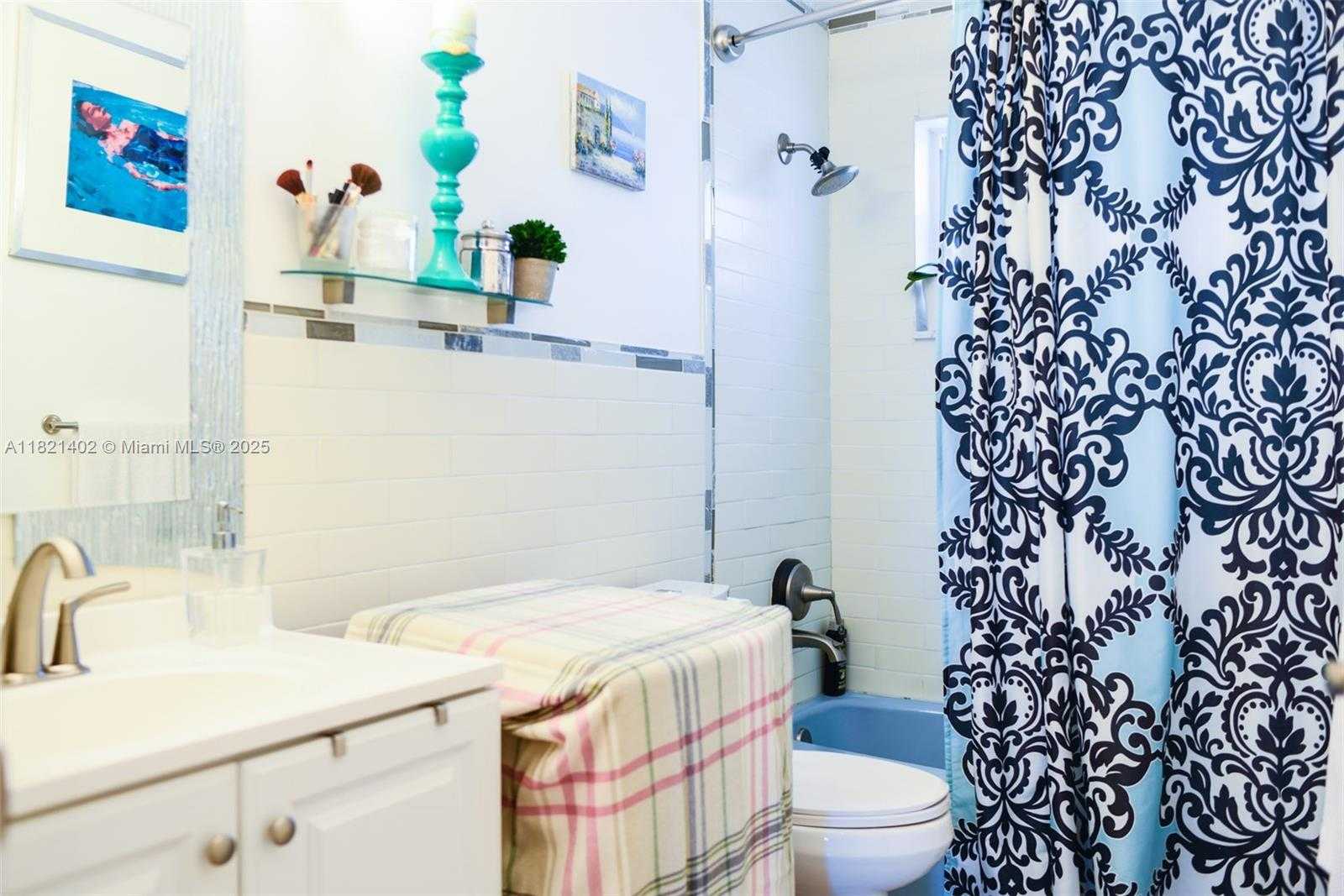 Small Image of 445 NORTH EAST 195TH ST #430, Miami Number 15