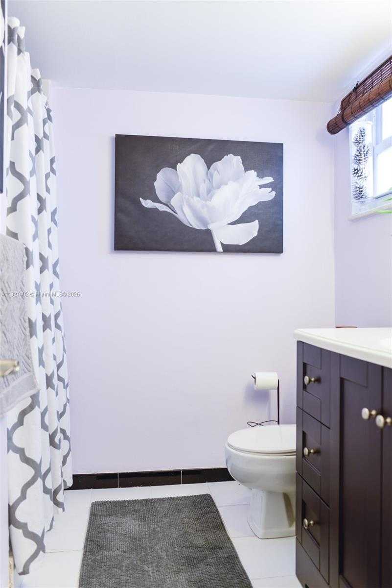 Small Image of 445 NORTH EAST 195TH ST #430, Miami Number 17