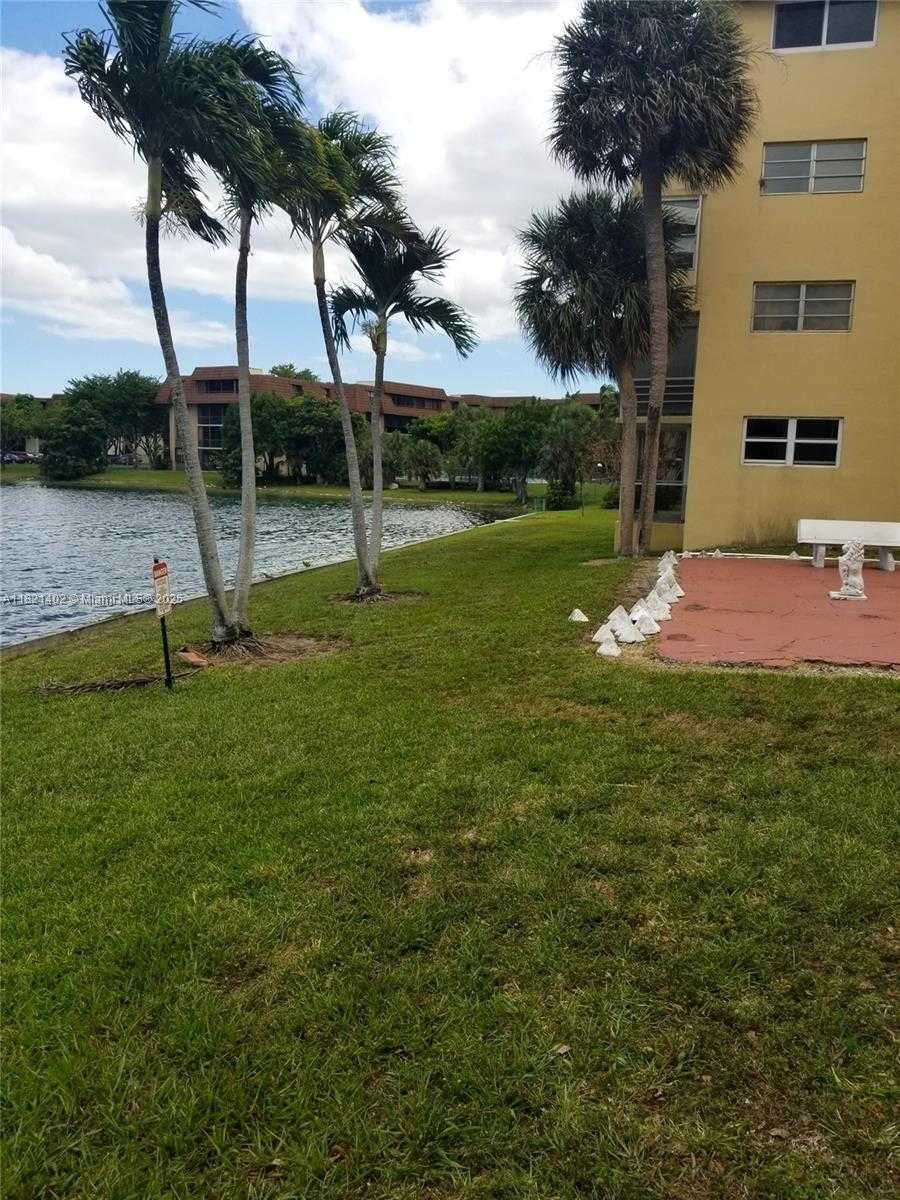 Small Image of 445 NORTH EAST 195TH ST #430, Miami Number 28