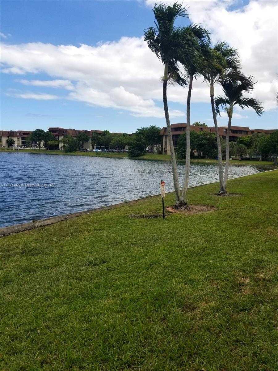 Small Image of 445 NORTH EAST 195TH ST #430, Miami Number 29