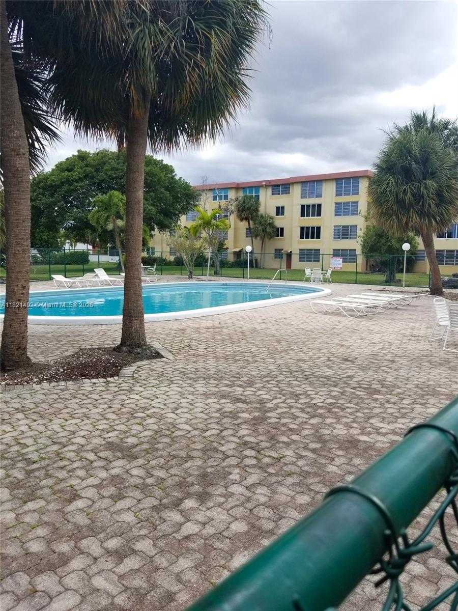 Small Image of 445 NORTH EAST 195TH ST #430, Miami Number 33