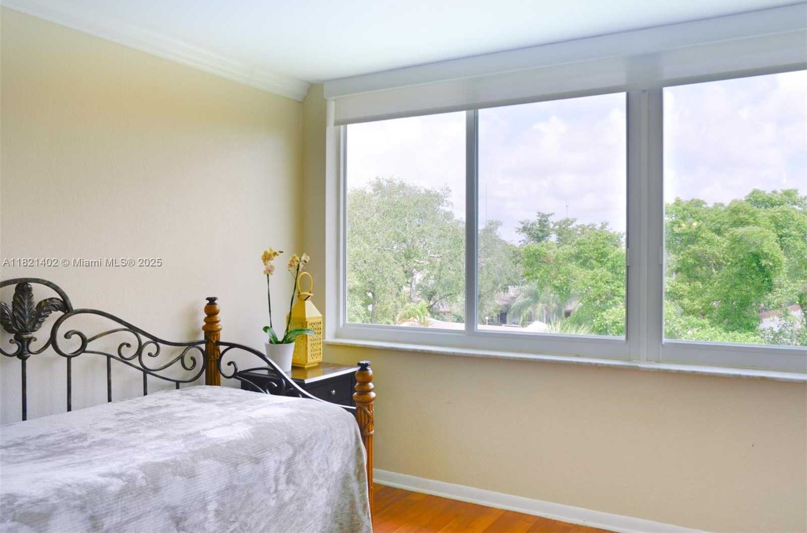 Small Image of 445 NORTH EAST 195TH ST #430, Miami Number 5