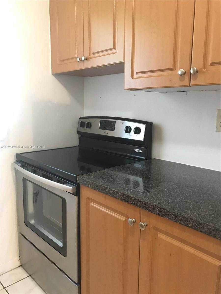 Small Image of 2450 NORTH EAST 188 STREET #2452, Miami Number 2