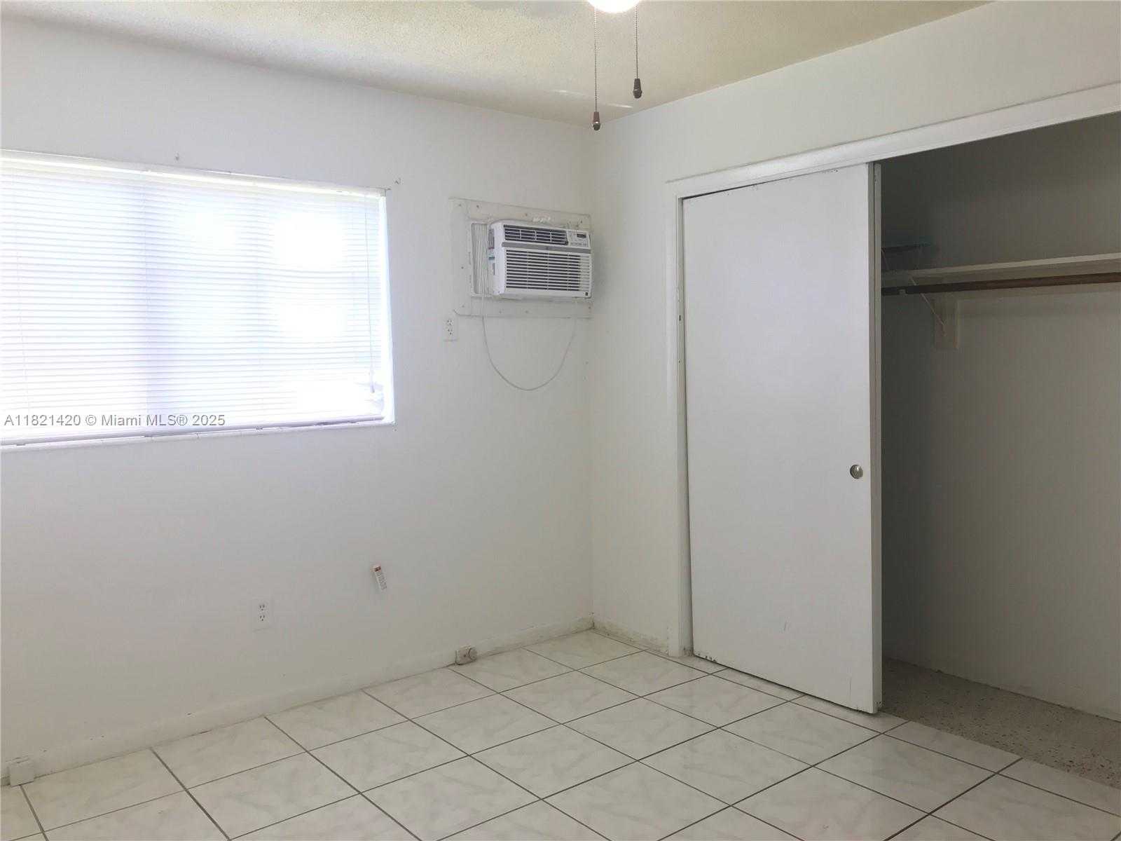 Small Image of 2450 NORTH EAST 188 STREET #2452, Miami Number 5