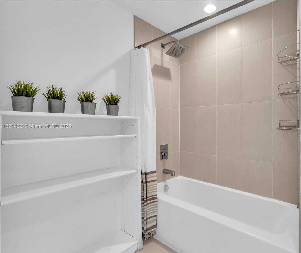 Small Image of 3250 NORTH EAST 1ST AVE #1120, Miami Number 17