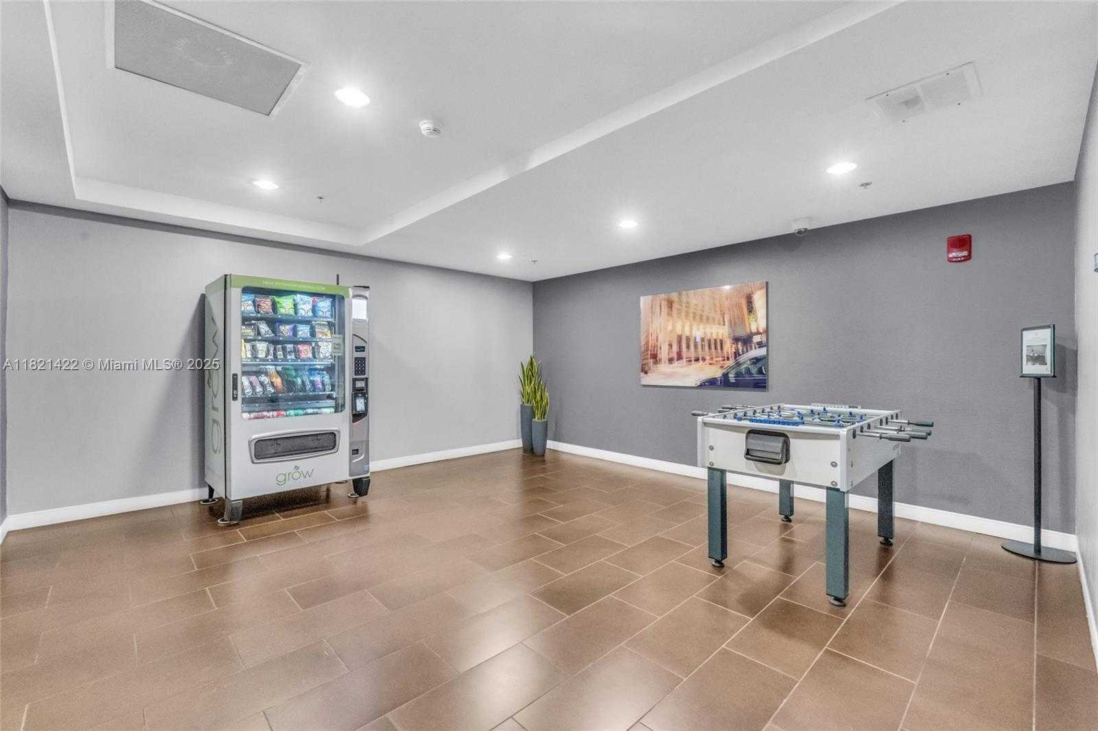 Small Image of 3250 NORTH EAST 1ST AVE #1120, Miami Number 27
