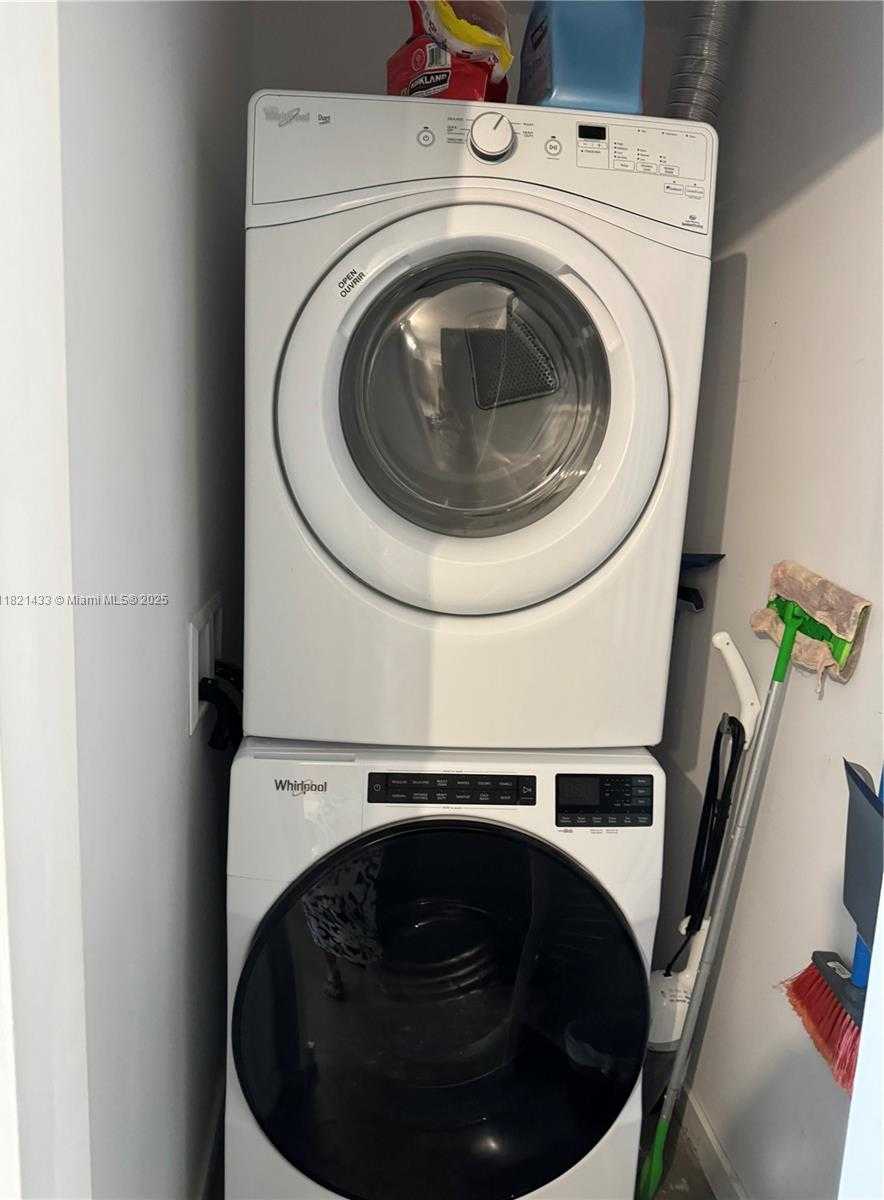 Imagen de Pequeño Objeto
