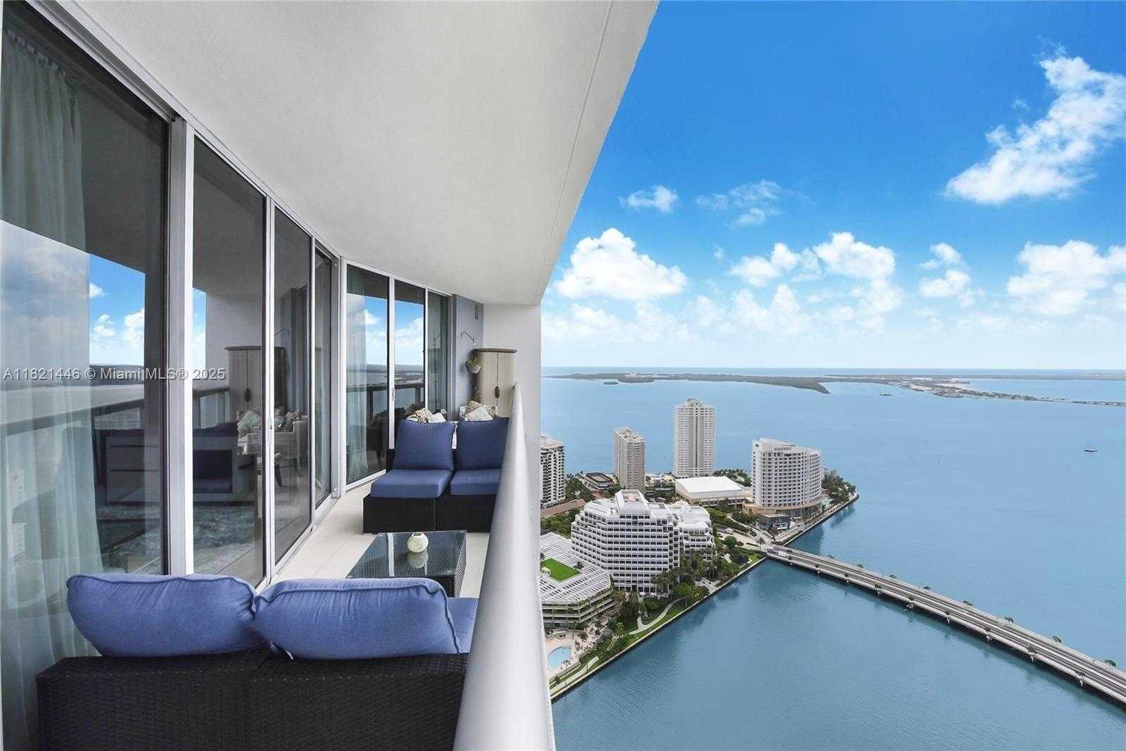 Small Image of 495 BRICKELL AVE #4505, Miami Number 7