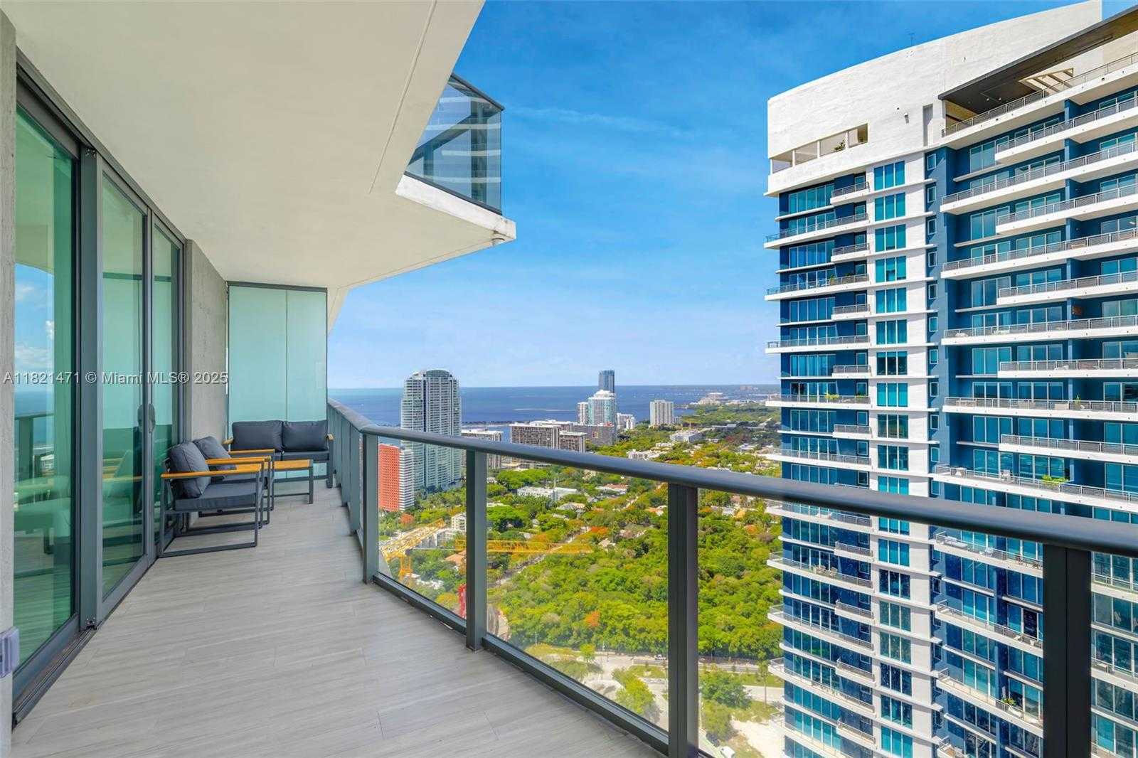 Small Image of 1300 SOUTH MIAMI AVE #4407, Miami Number 11