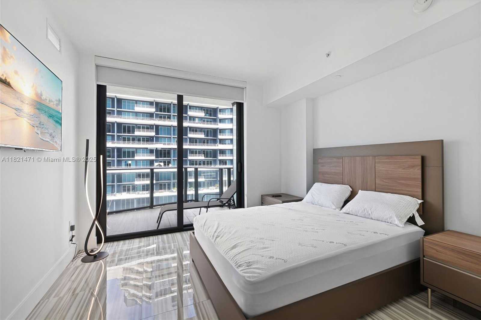 Small Image of 1300 SOUTH MIAMI AVE #4407, Miami Number 14