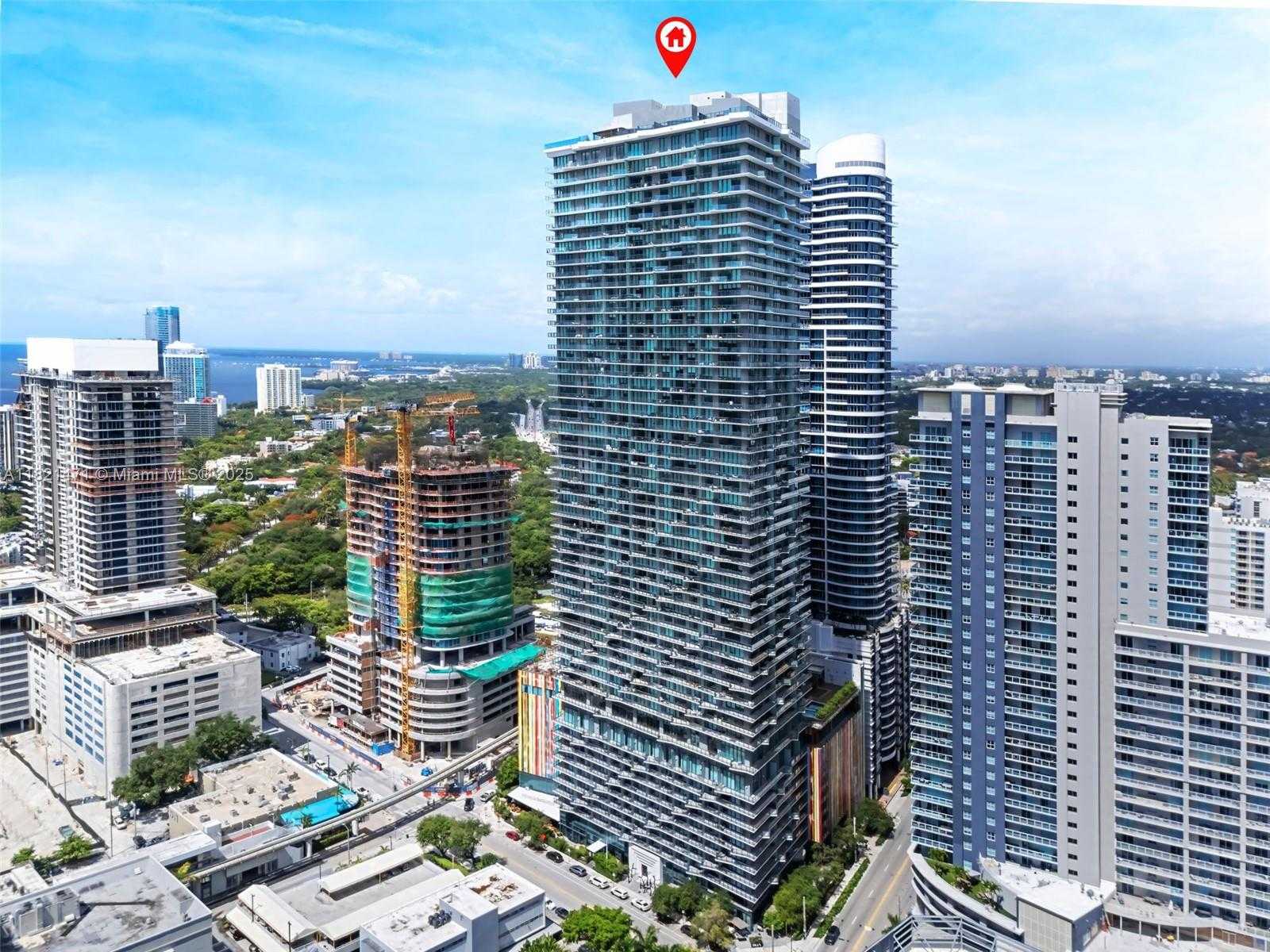 Small Image of 1300 SOUTH MIAMI AVE #4407, Miami Number 25