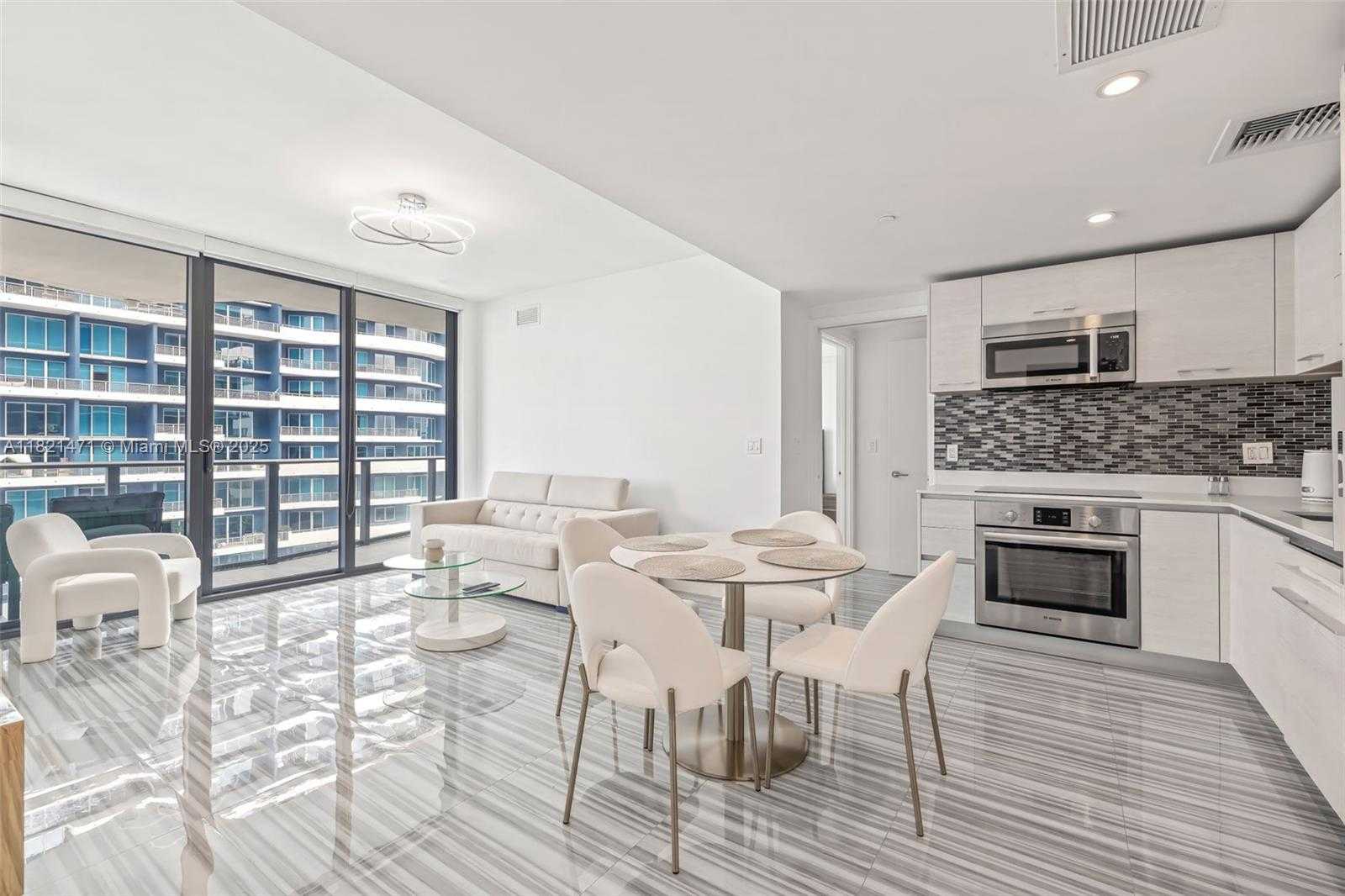 Small Image of 1300 SOUTH MIAMI AVE #4407, Miami Number 4